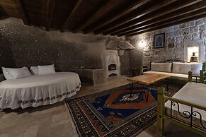 Grand Cave Suites