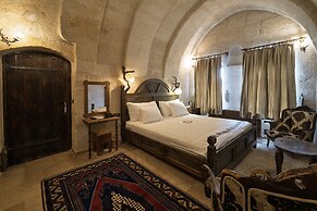 Grand Cave Suites