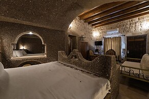 Grand Cave Suites