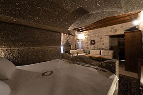 Grand Cave Suites