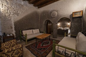 Grand Cave Suites