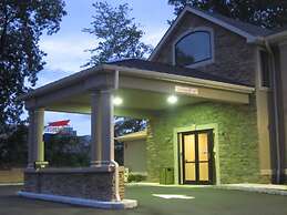 Red Carpet Inn And Suites Monmouth Jtc