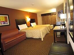 Red Carpet Inn And Suites Monmouth Jtc
