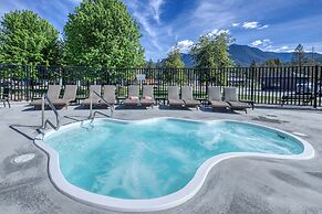 Bighorn Meadows Resort