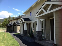 Bighorn Meadows Resort