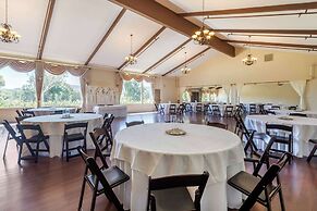 Carlton Oaks Lodge, Ascend Hotel Collection