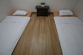 iCOS Guesthouse 1 for Female - Hostel