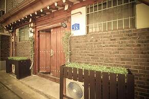 iCOS Guesthouse 1 for Female - Hostel