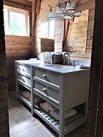 Drift Lodge & Fly Shop