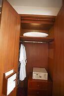 REDTOP Hotel & Convention Center