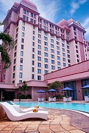 REDTOP Hotel & Convention Center