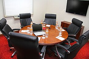 REDTOP Hotel & Convention Center