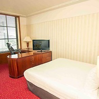 REDTOP Hotel & Convention Center