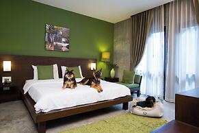 Ketawa Pet Friendly Hotel