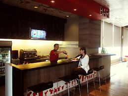 ibis Surabaya City Center