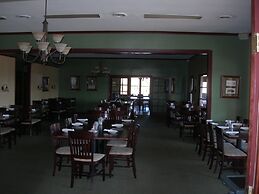 Baneberry Golf and Resort