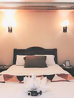 Clark Imperial Hotel