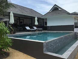 The Cosy Beach Resort