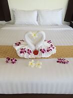 The Cosy Beach Resort