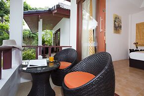 The Cosy Beach Resort