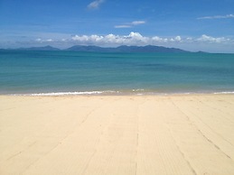 The Cosy Beach Resort