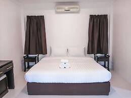 The Cosy Beach Resort