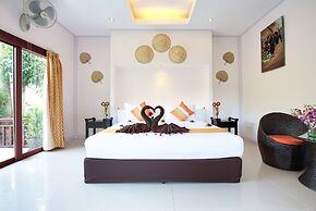 The Cosy Beach Resort