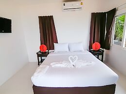 The Cosy Beach Resort