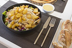 The Cosy Beach Resort