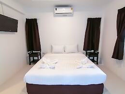 The Cosy Beach Resort