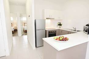 Oaks Middlemount Suites