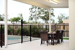 Oaks Middlemount Suites