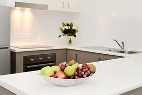 Oaks Middlemount Suites