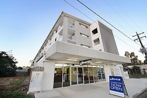 Oaks Moranbah Suites
