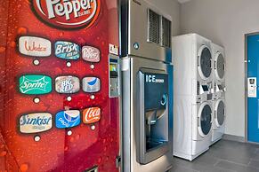 Studio 6 Pleasanton, TX