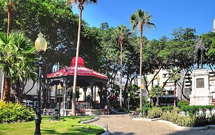Grand Hotel Guayaquil, Centro Histórico.