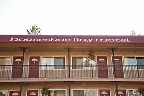 Horseshoe Bay Motel