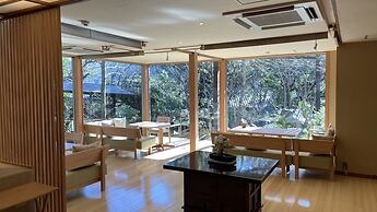Yugawara Spa Ryokan Ashikari