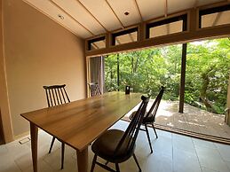 Yugawara Spa Ryokan Ashikari