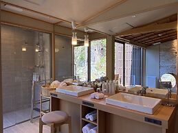 Yugawara Spa Ryokan Ashikari