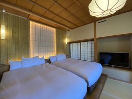 Yugawara Spa Ryokan Ashikari