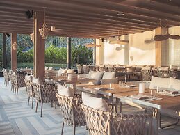 Anantara Layan Phuket Resort