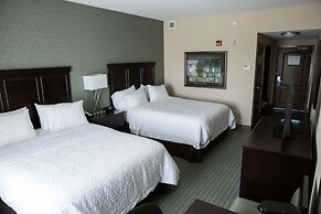Hampton Inn & Suites Bismarck Northwest