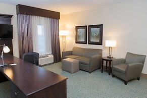 Hampton Inn & Suites Bismarck Northwest