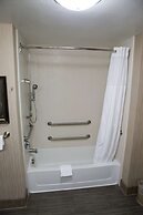 Hampton Inn & Suites Bismarck Northwest