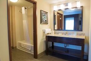 Hampton Inn & Suites Bismarck Northwest