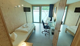 Hotel Vicinity