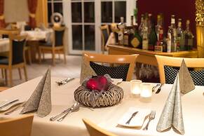 Luckai Hotel Restaurant