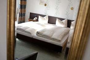 Luckai Hotel Restaurant