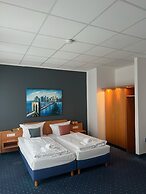 Stargaze Forum Hotel